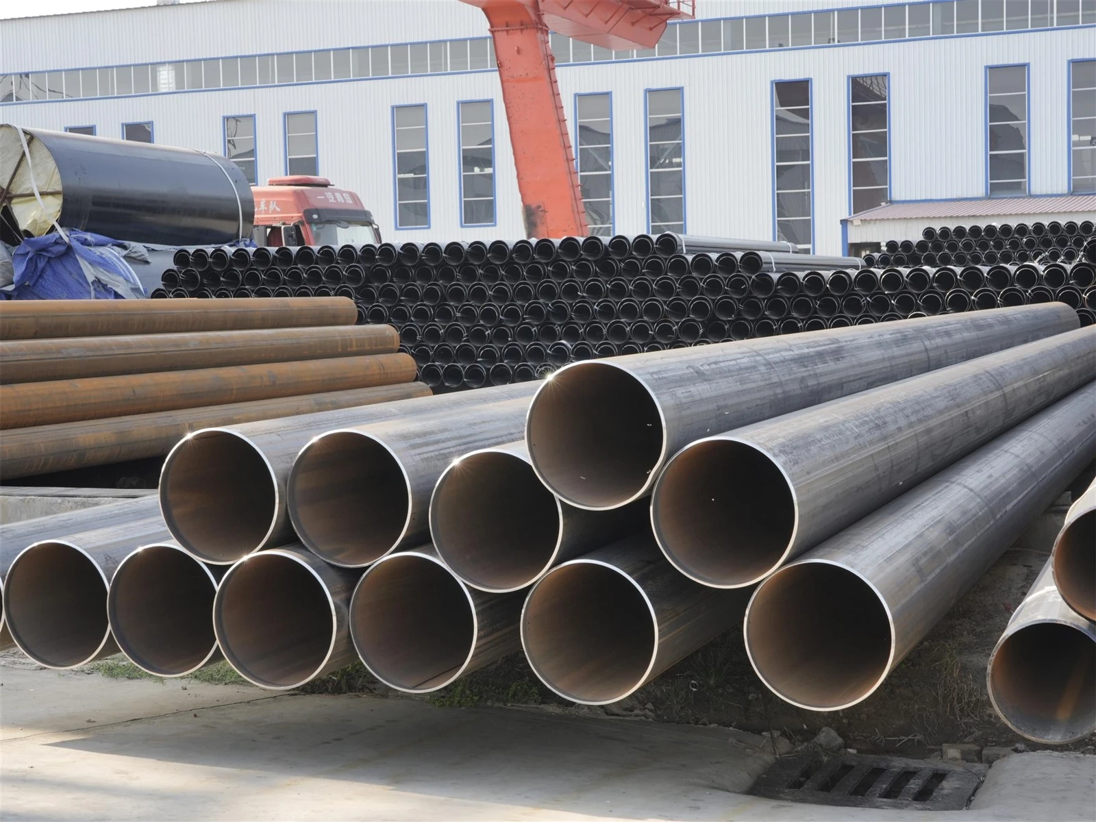 ASTM A105 대 A106 – 재료 비교 및 ​​응용 분야 선택